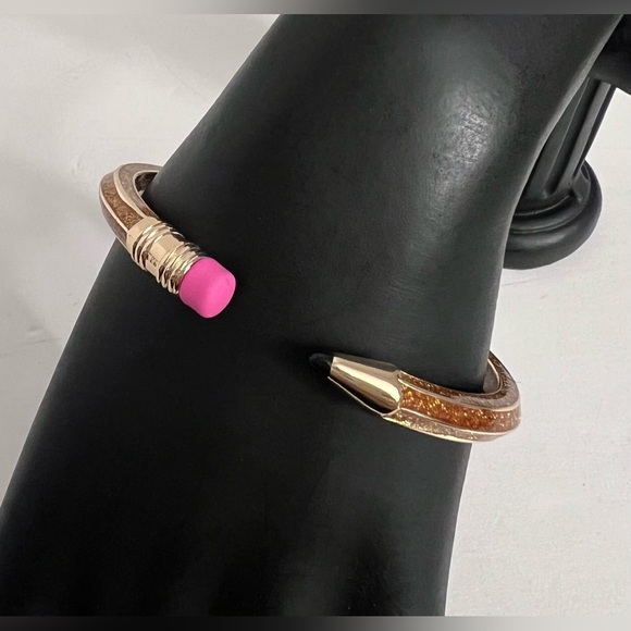 New BETSEY Johnson Gold Glitter Pencil Hinged Cuff Bracelet Back To School - Picture 14 of 16